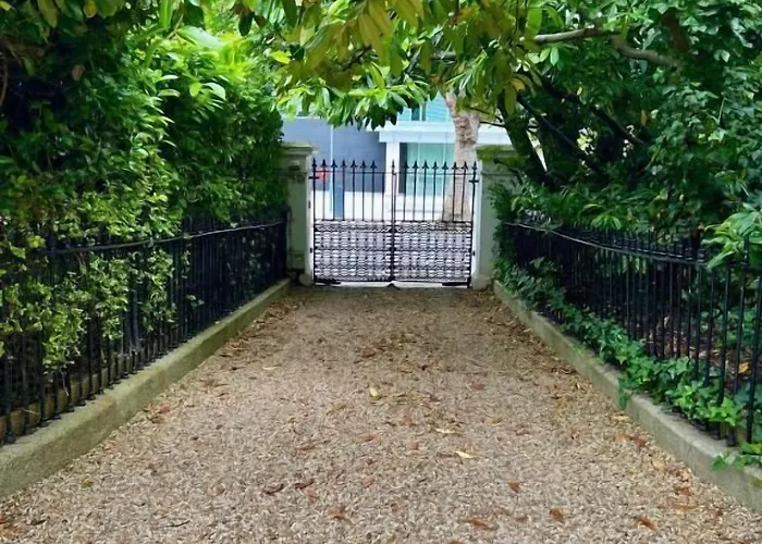 Burlington Townhouse *