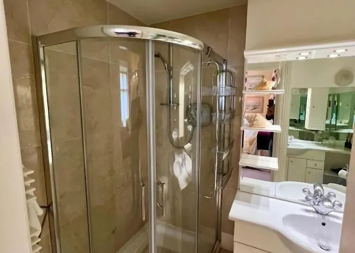 Burlington Townhouse *